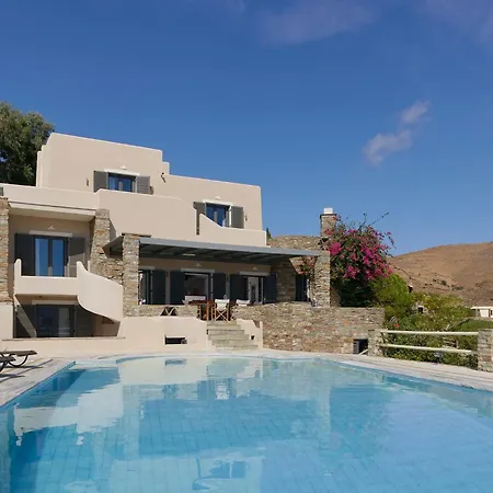 Koudouros With A Swimming Pool Overlooking The Of Porto * Koundouros